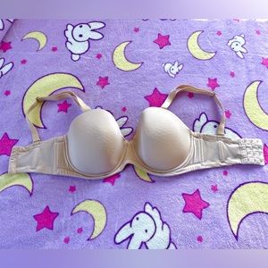 Strapless nude colored Wacoal bra Size 32G